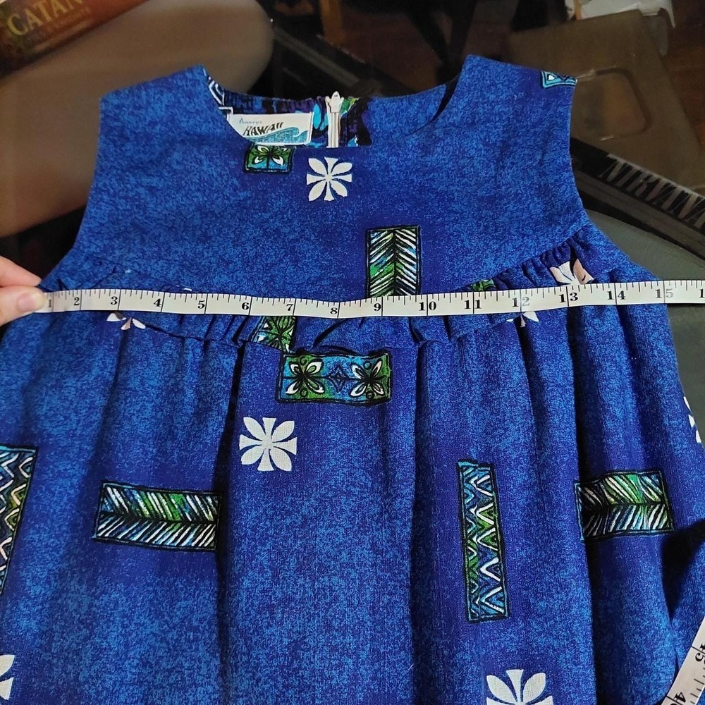 Vintage blue, green, and white summer dress with ruffle detail. - Picture 4 of 7